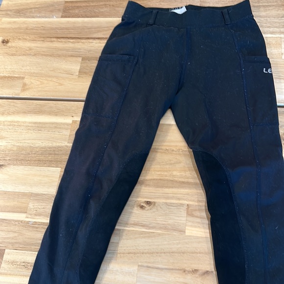 4 pairs of grippy riding pants - Picture 6 of 9